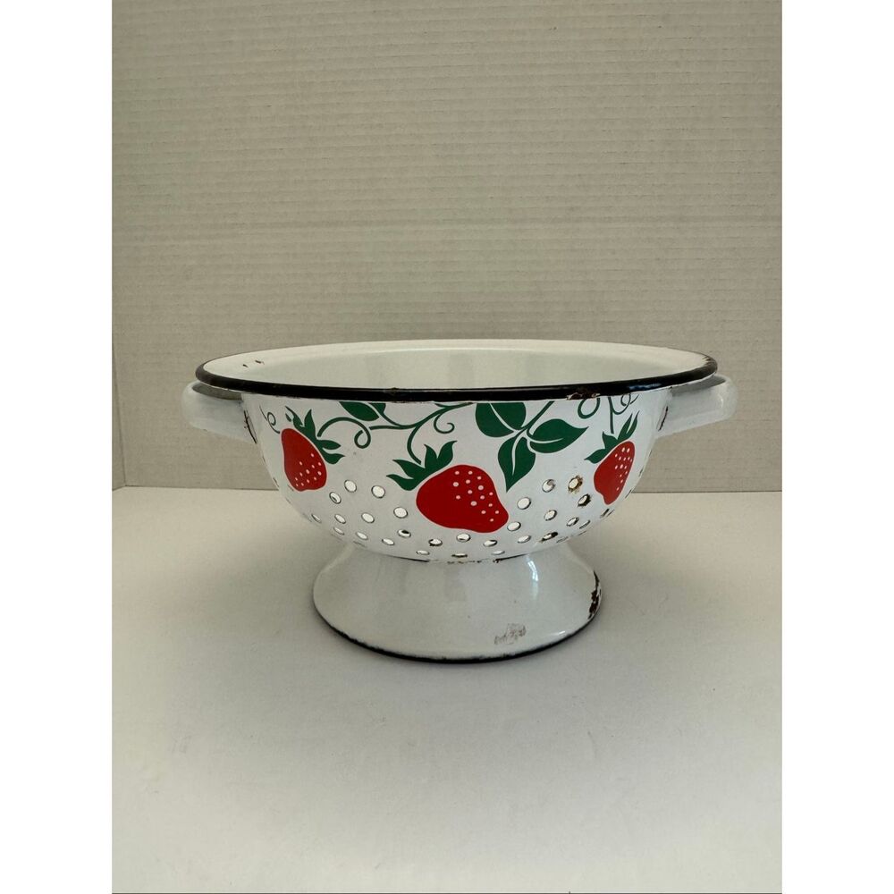 Teleflora Metal Strawberry Colander Strainer with Handles Vintage 1983